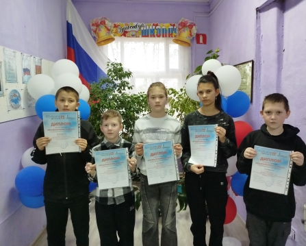 Фразеологизмы в лицах.